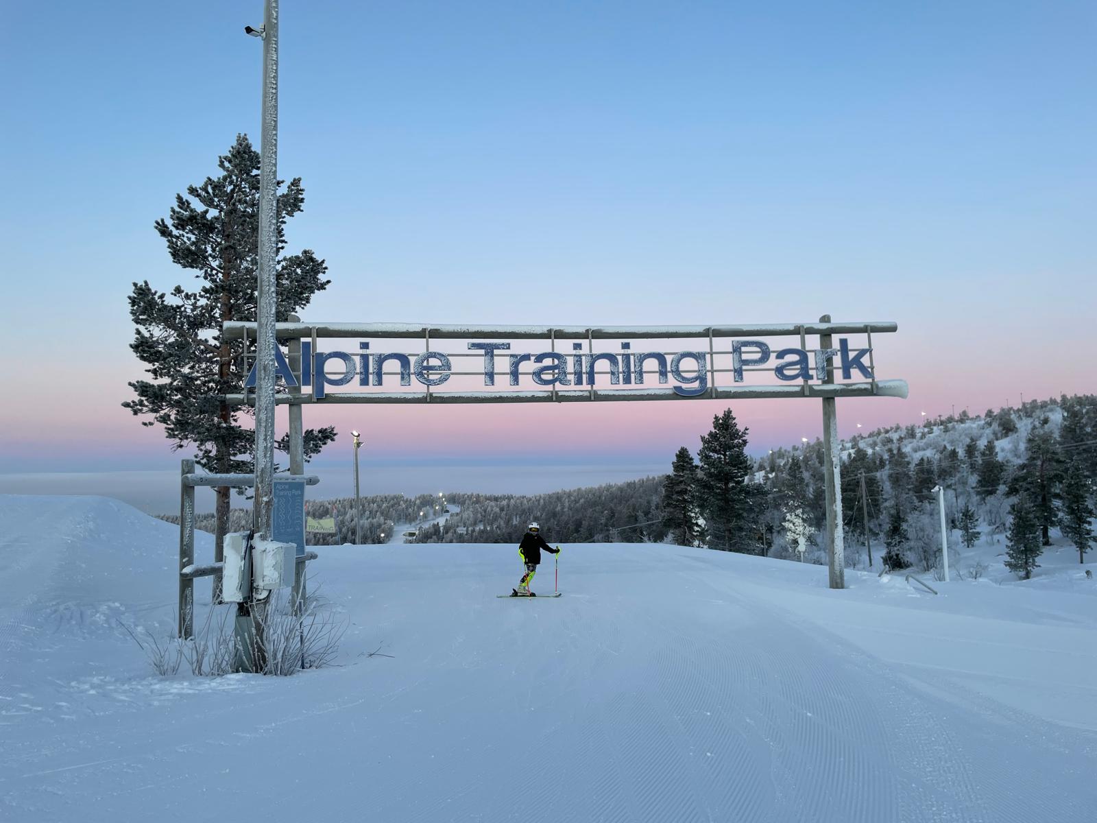 Alpine Training Park aamunkajossa Lapissa